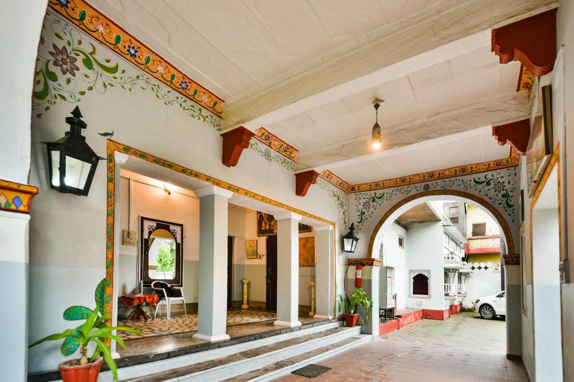 Hotel O Raj Kesar Tirath Exterior foto