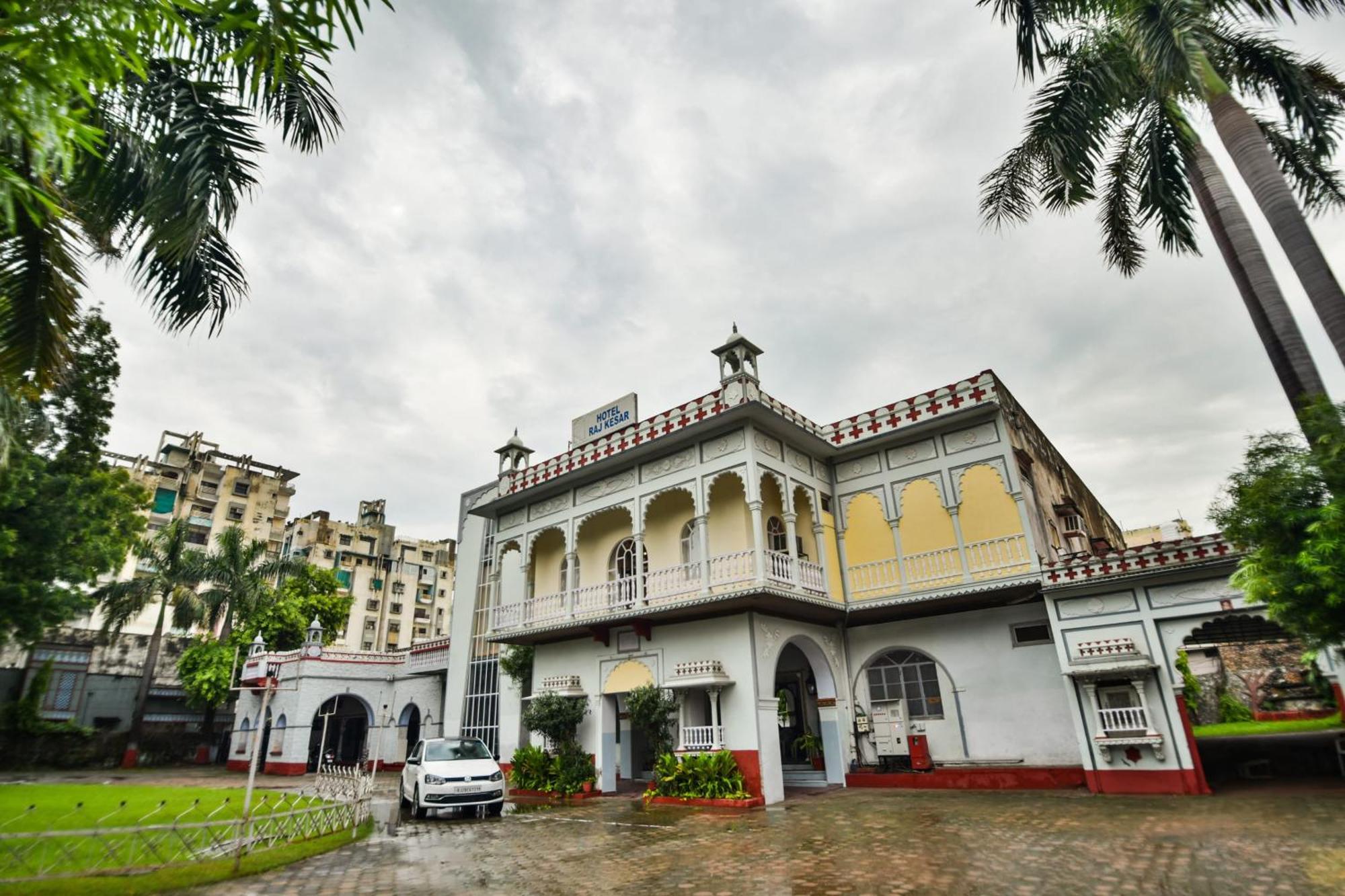 Hotel O Raj Kesar Tirath Exterior foto