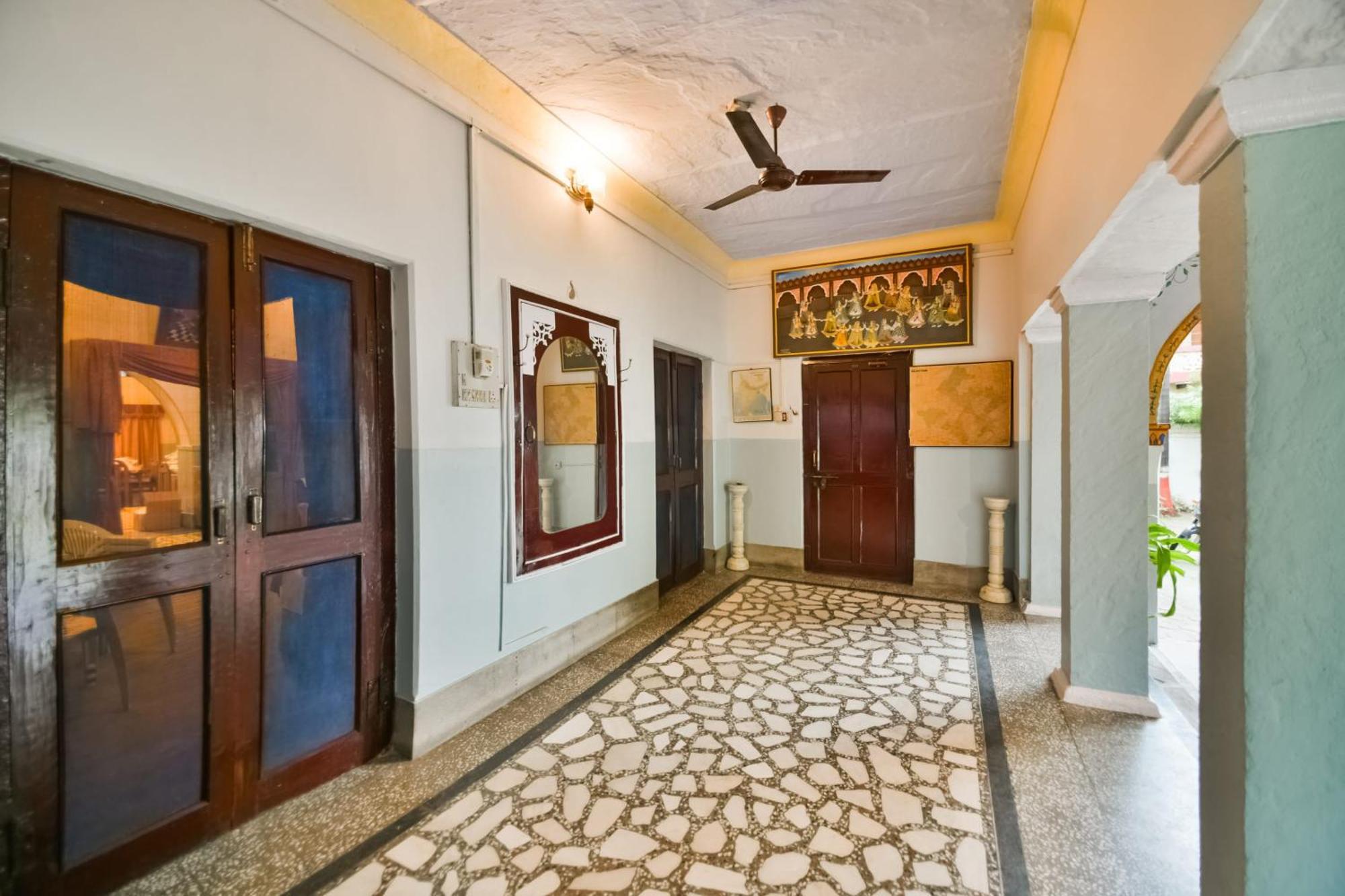 Hotel O Raj Kesar Tirath Exterior foto