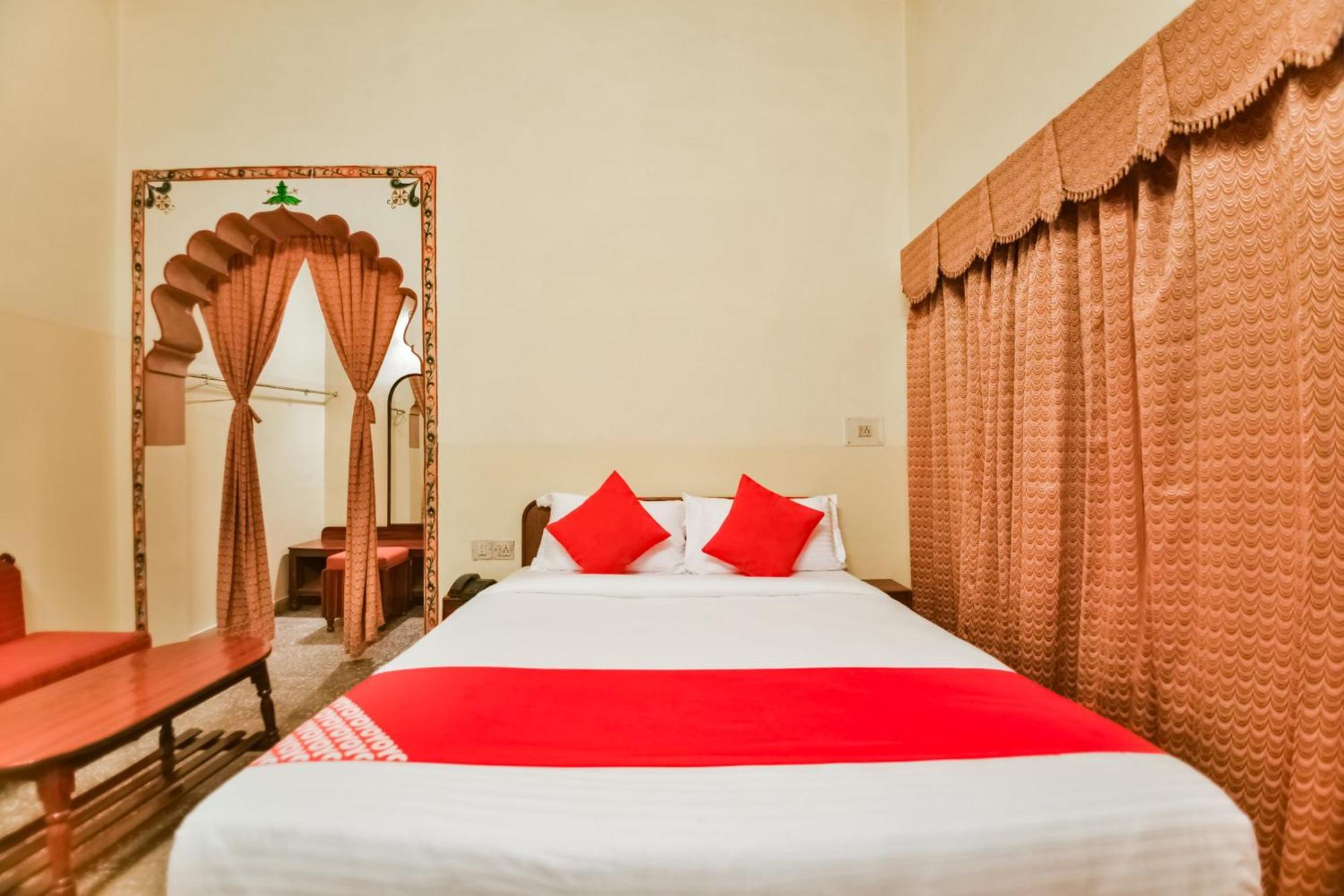 Hotel O Raj Kesar Tirath Exterior foto